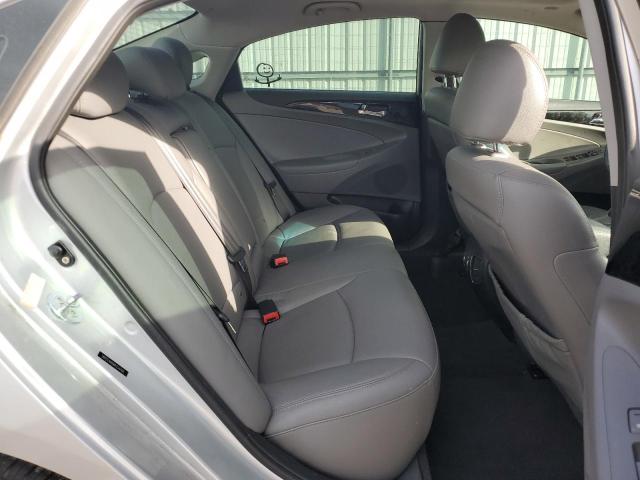 5NPEC4AB9BH234468 - 2011 HYUNDAI SONATA SE 银色 照片 10