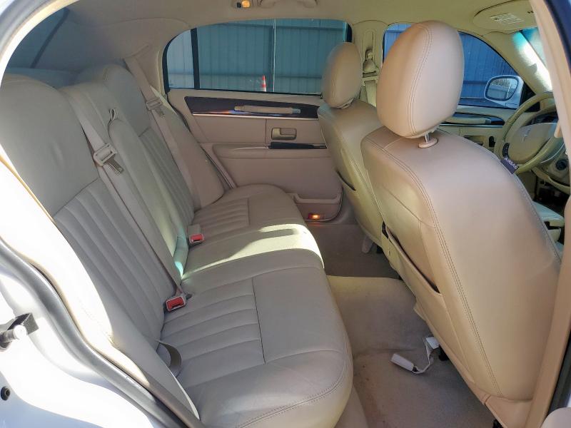 1LNHM81W86Y632761 - 2006 LINCOLN TOWN CAR SIGNATURE Beyaz fotoğraf 10