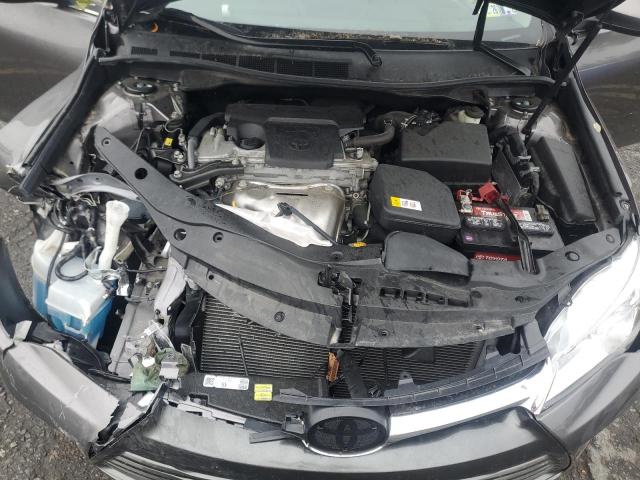 4T1BF1FK4FU945374 - 2015 TOYOTA CAMRY LE GRAY photo 11