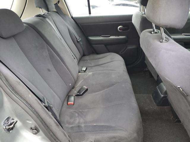 3N1BC13E58L432176 - 2008 NISSAN VERSA S GRAY photo 10