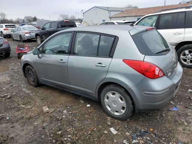 3N1BC13E58L432176 - 2008 NISSAN VERSA S GRAY photo 2