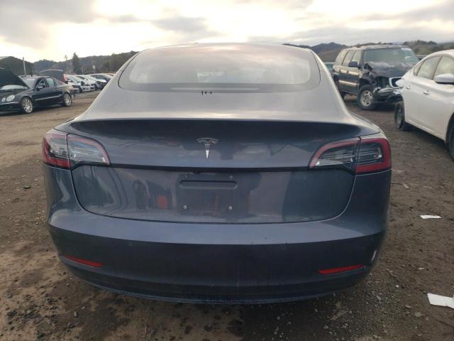 5YJ3E1EA2JF041738 - 2018 TESLA MODEL 3 GRAY photo 6