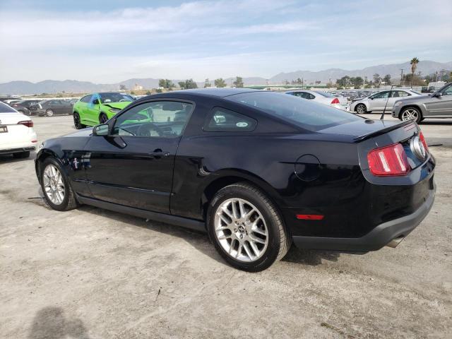 1ZVBP8AM4C5210075 - 2012 FORD MUSTANG BLACK photo 2