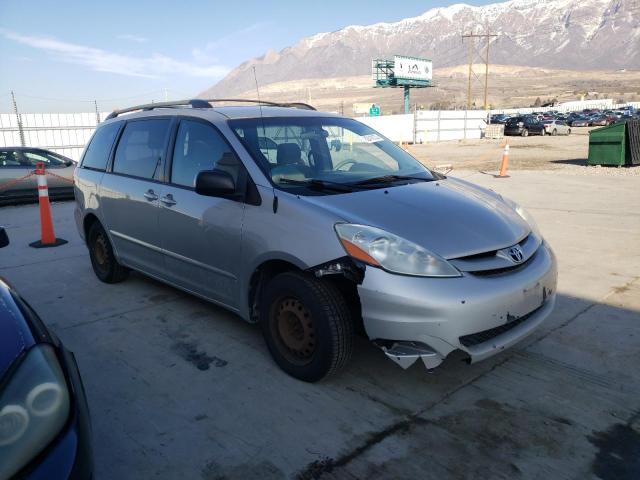 5TDZK23C68S109235 - 2008 TOYOTA SIENNA CE GRAY photo 4