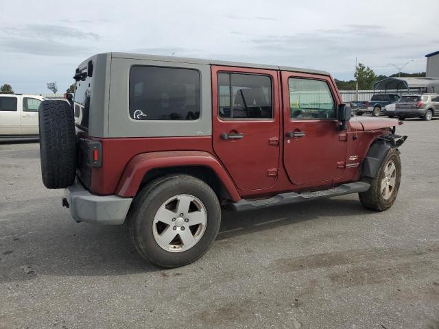 1J4GB59158L513329 - 2008 JEEP WRANGLER UNLIMITED SAHARA BURGUNDY photo 3