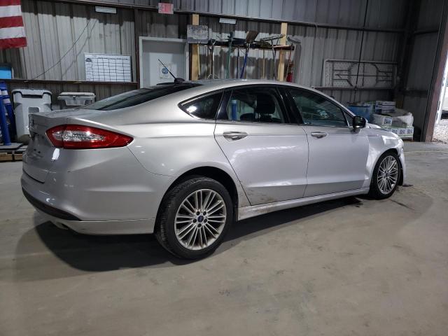 3FA6P0H75GR102773 - 2016 FORD FUSION SE 银色 照片 3
