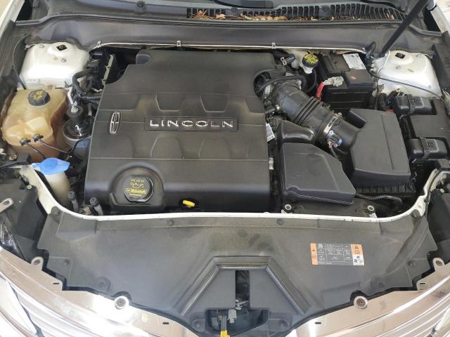 3LN6L2GK2DR815483 - 2013 LINCOLN MKZ WHITE photo 11