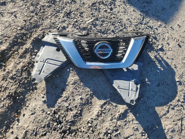 KNMAT2MT8JP509340 - 2018 NISSAN ROGUE S Czarny zdjęcie 13