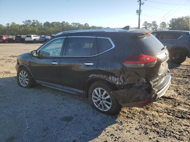KNMAT2MT8JP509340 - 2018 NISSAN ROGUE S Czarny zdjęcie 2