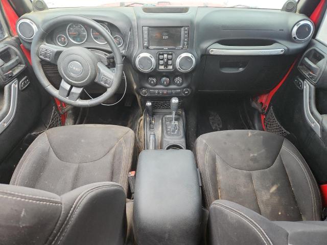 1C4BJWEG8DL674867 - 2013 JEEP WRANGLER U SAHARA 红色 照片 8