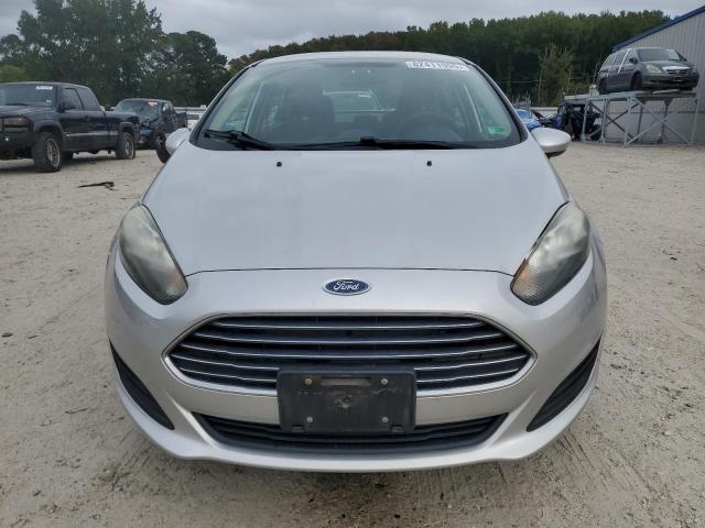 3FADP4BJ7KM161865 - 2019 FORD FIESTA SE ვერცხლისფერი ფოტო 5