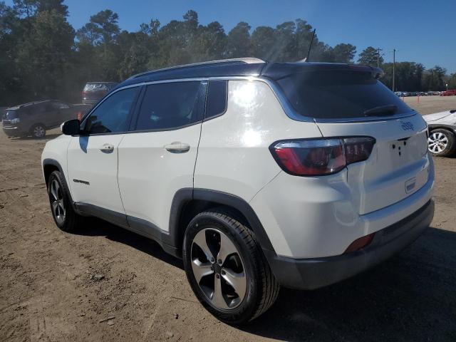 3C4NJCBB6JT240399 - 2018 JEEP COMPASS LATITUDE WHITE photo 2