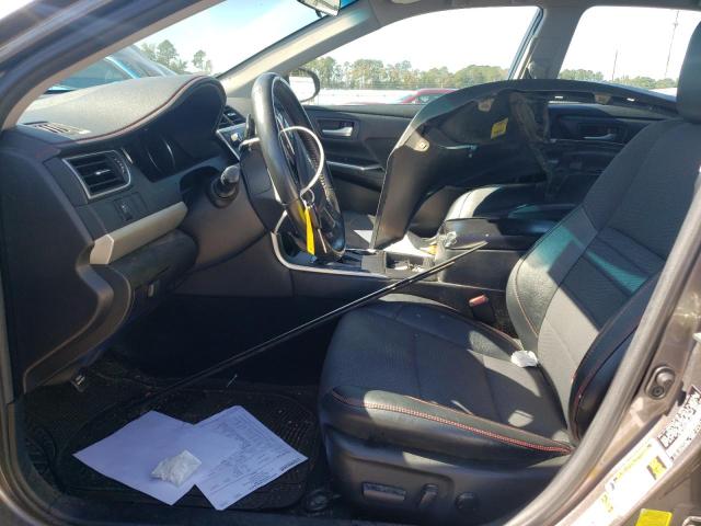 4T1BF1FK2HU373269 - 2017 TOYOTA CAMRY LE 灰色 照片 7