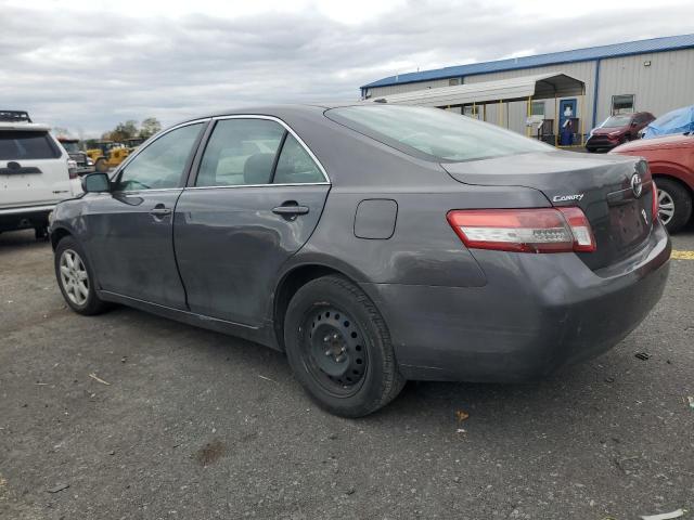 4T4BF3EK8BR147747 - 2011 TOYOTA CAMRY BASE GRAY photo 2