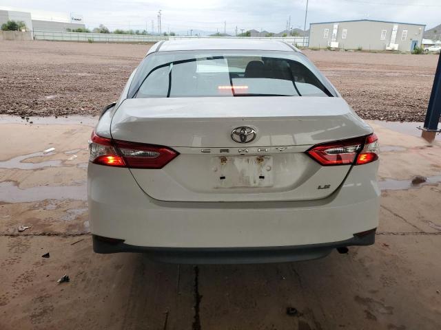 4T1B11HK6JU097289 - 2018 TOYOTA CAMRY L WHITE photo 6