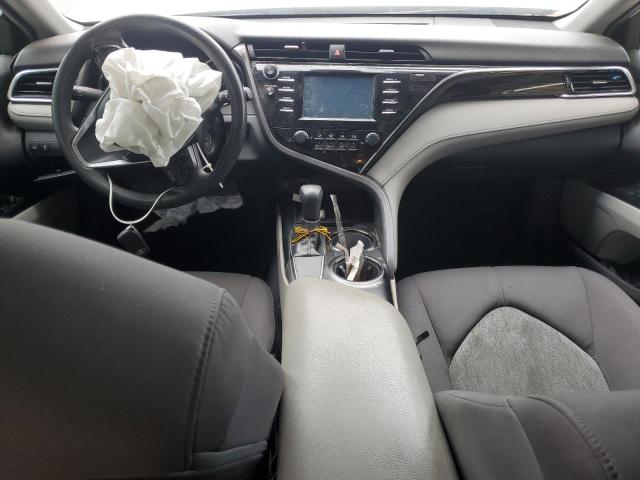 4T1B11HK6JU097289 - 2018 TOYOTA CAMRY L WHITE photo 8