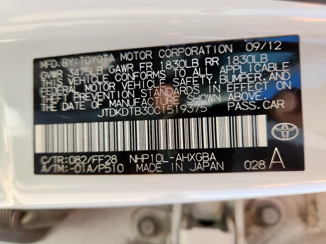 JTDKDTB30C1519375 - 2012 TOYOTA PRIUS C 白色 照片 13