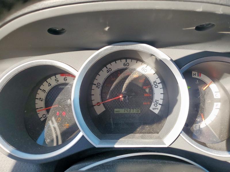 3TMJU4GN1DM152695 - 2013 TOYOTA TACOMA DOUBLE CAB PRERUNNER SILVER photo 9