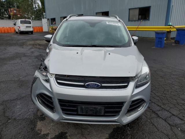 1FMCU9J95GUC81083 - 2016 FORD ESCAPE TITANIUM SILVER photo 5