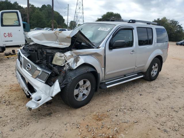 2005 NISSAN PATHFINDER LE, 