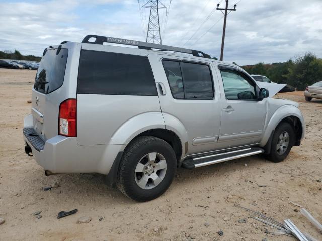 5N1AR18W15C787020 - 2005 NISSAN PATHFINDER LE SILVER photo 3