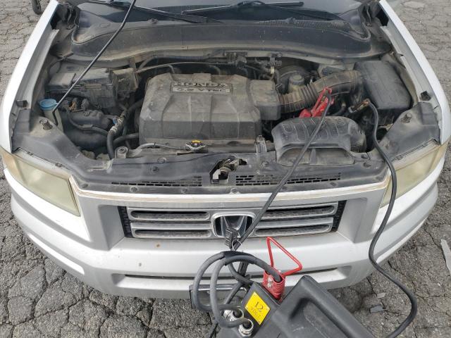2HJYK16586H558071 - 2006 HONDA RIDGELINE RTL Silber Foto 11