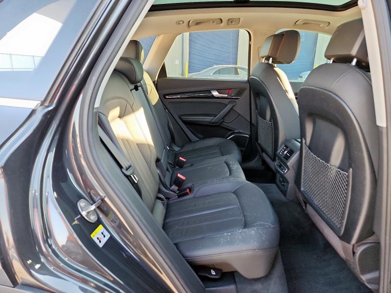 WA1BNAFY4L2075557 - 2020 AUDI Q5 PREMIUM PLUS GRAY photo 11