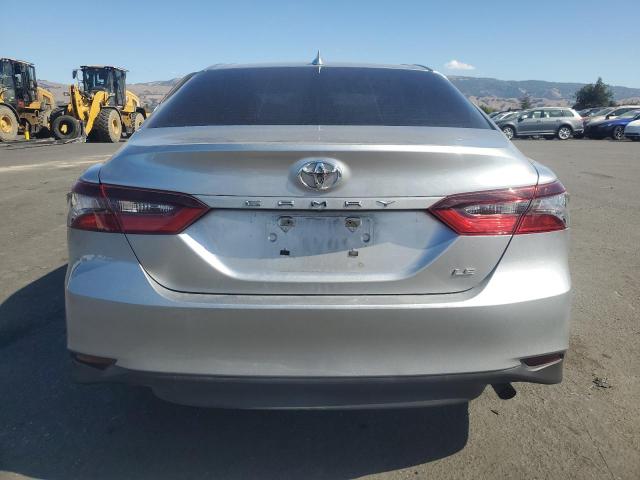 4T1R11AKXPU820868 - 2023 TOYOTA CAMRY LE SILVER photo 6