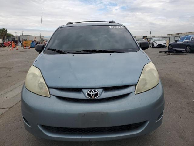 5TDBA23C36S065423 - 2006 TOYOTA SIENNA LE BLUE photo 5
