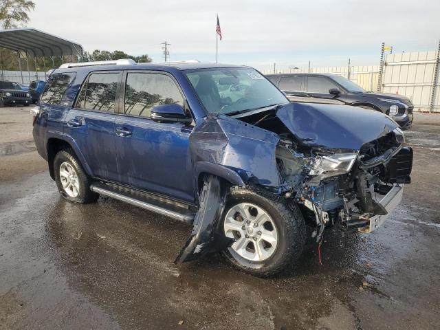 JTEZU5JR8J5167485 - 2018 TOYOTA 4RUNNER SR5 蓝色 照片 4