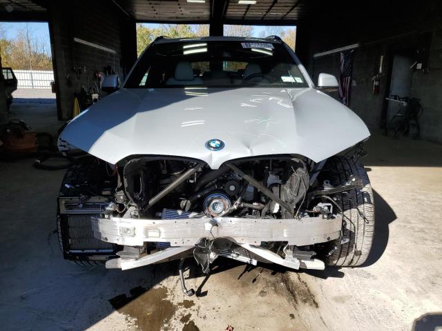 5UX43EU02S9Z05269 - 2025 BMW X5 XDRIVE50E 灰色 照片 5