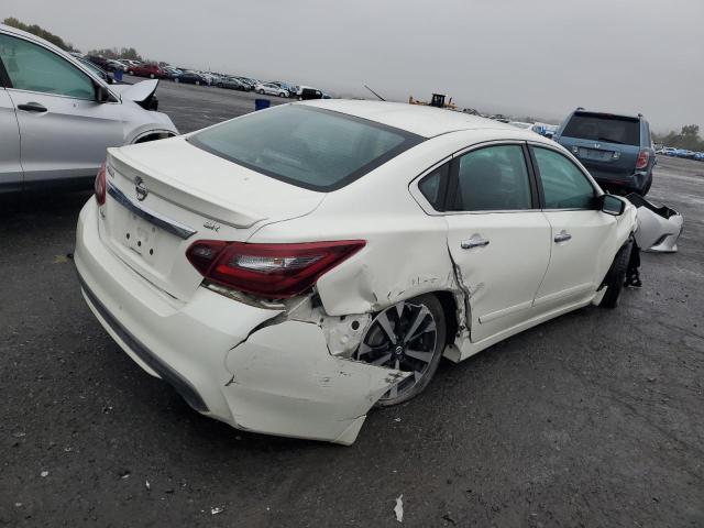 1N4AL3AP5JC104837 - 2018 NISSAN ALTIMA 2.5 白色 照片 3