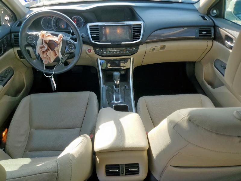 1HGCR3F91HA044431 - 2017 HONDA ACCORD TOURING თეთრი ფოტო 8