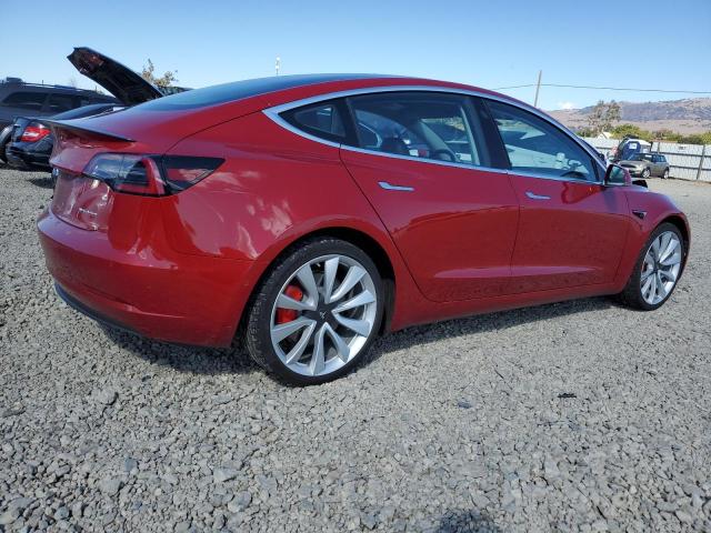 5YJ3E1EB8JF063199 - 2018 TESLA MODEL 3 Rot Foto 3