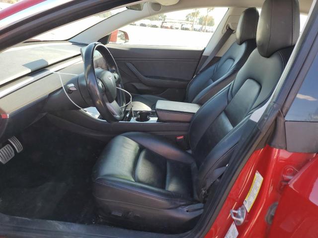 5YJ3E1EB8JF063199 - 2018 TESLA MODEL 3 Rot Foto 7