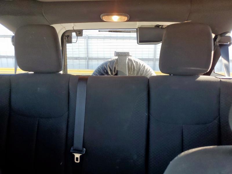 1C4BJWDG9FL624399 - 2015 JEEP WRANGLER U SPORT Plata foto 10