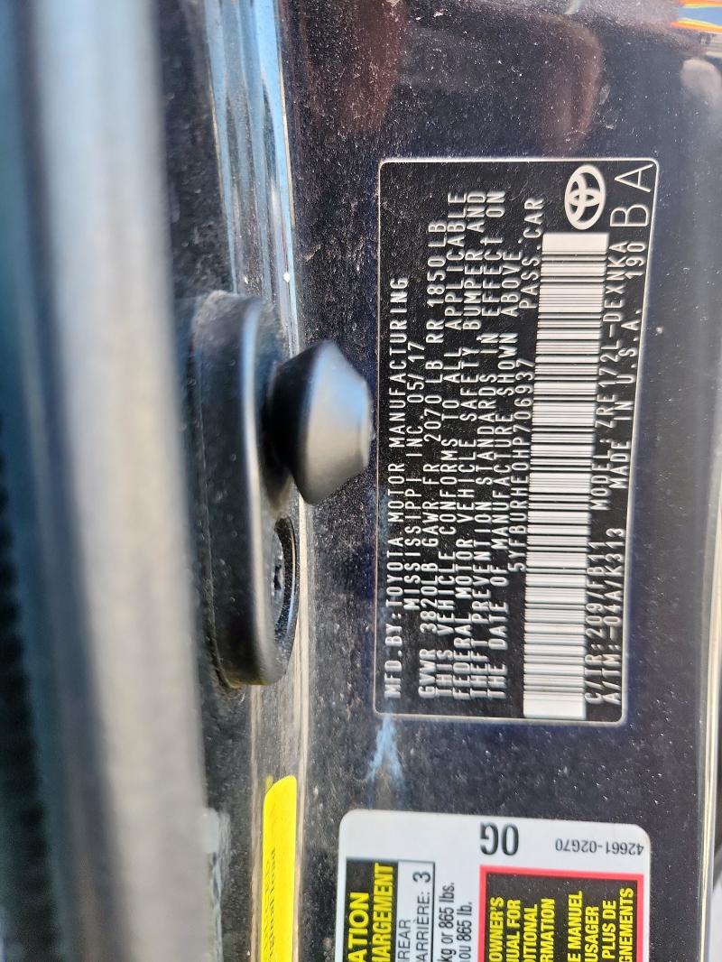 5YFBURHE0HP706937 - 2017 TOYOTA COROLLA L BLACK photo 13