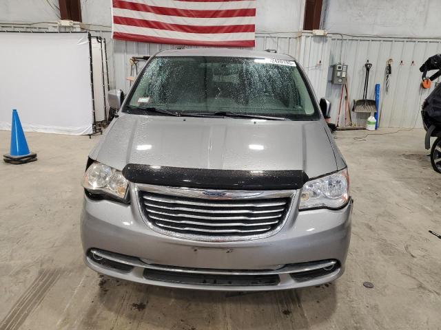 2C4RC1BG4DR742752 - 2013 CHRYSLER TOWN & COU TOURING Gümüş foto 5