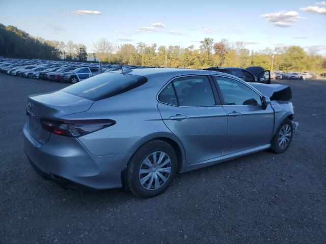 4T1C31AK5PU051227 - 2023 TOYOTA CAMRY LE SILVER photo 3