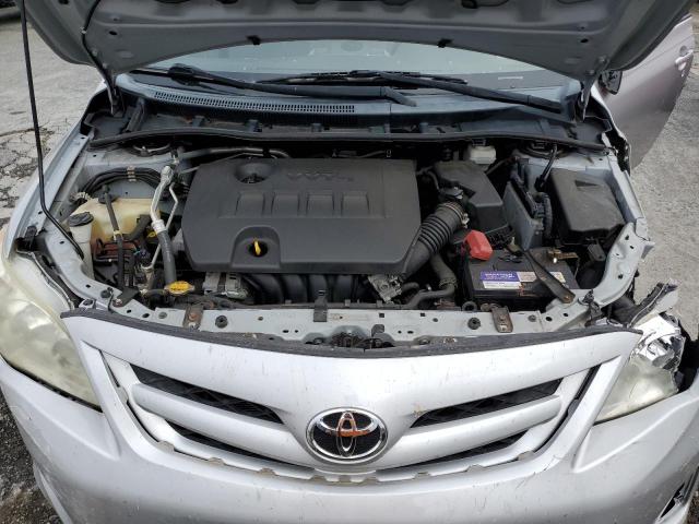2T1BU4EE7CC850307 - 2012 TOYOTA COROLLA BASE فضي صورة 11