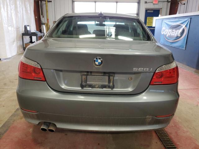 WBANV13599C150993 - 2009 BMW 528 XI GRAY photo 6