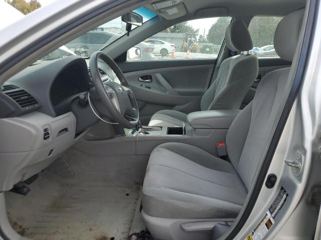 4T1BF3EK0AU114962 - 2010 TOYOTA CAMRY BASE Gümüş foto 7