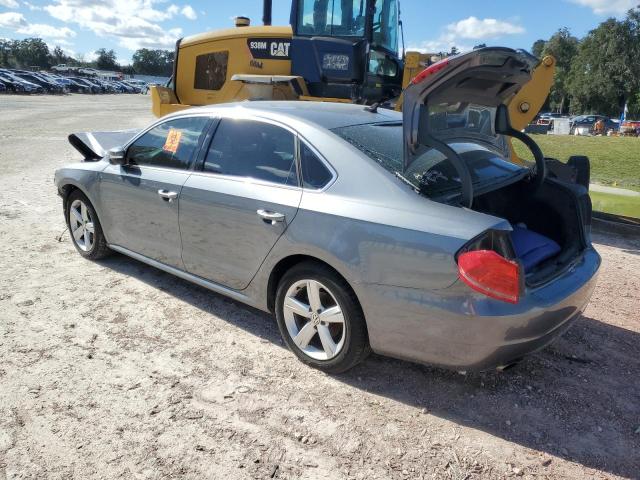 1VWBS7A37FC042691 - 2015 VOLKSWAGEN PASSAT SE Grau Foto 2