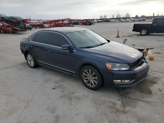 1VWCH7A31DC025630 - 2013 VOLKSWAGEN PASSAT SEL BLUE photo 4