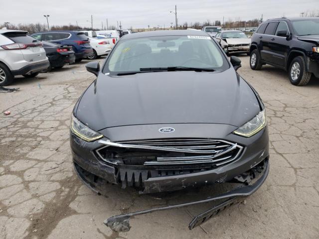 3FA6P0H75JR103591 - 2018 FORD FUSION SE GRAY photo 5