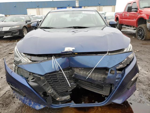 1N4BL4BV2KC197762 - 2019 NISSAN ALTIMA S BLUE photo 5