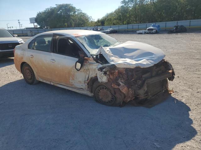 3VW2K7AJXDM236478 - 2013 VOLKSWAGEN JETTA BASE Biały zdjęcie 4