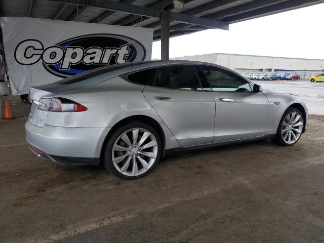5YJSA1AG5DFP11238 - 2013 TESLA MODEL S SILVER photo 3