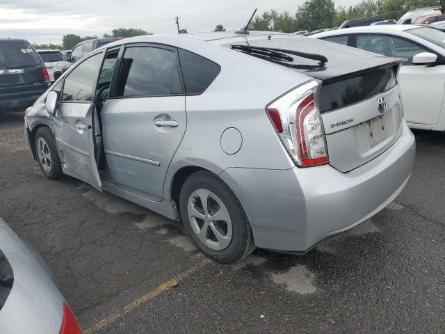 JTDKN3DU3D1653849 - 2013 TOYOTA PRIUS SILVER photo 2