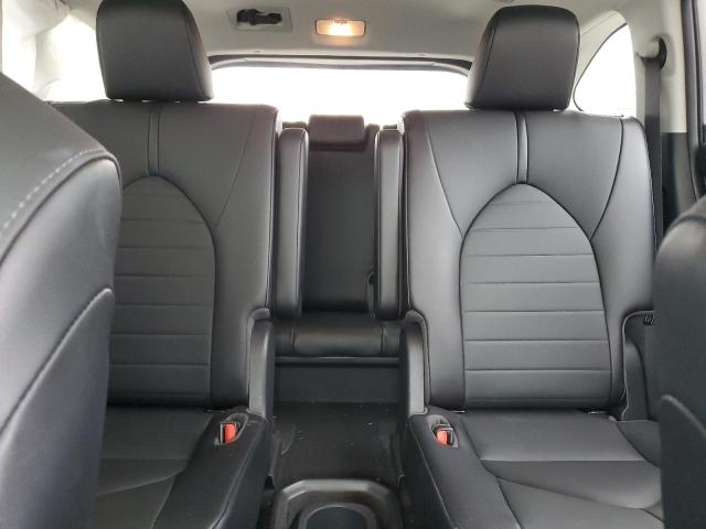 5TDGZRAH0MS518402 - 2021 TOYOTA HIGHLANDER XLE SILVER photo 10